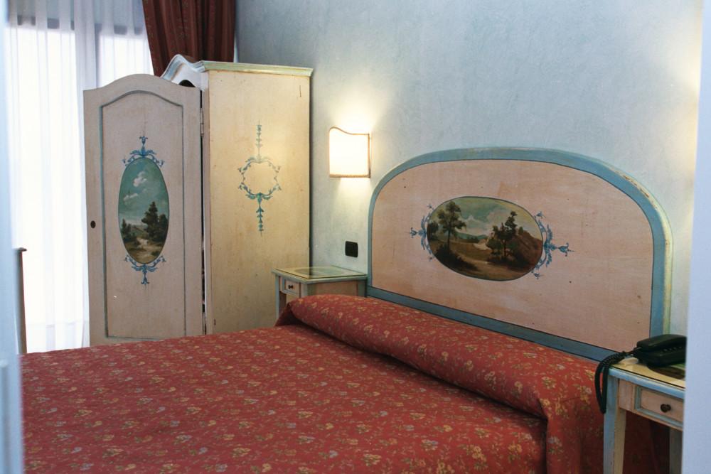 Ariston Hotel