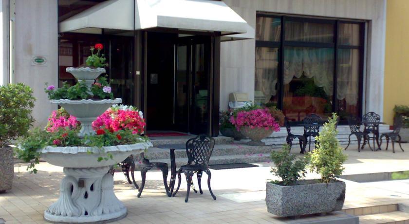 Hotel Ariston